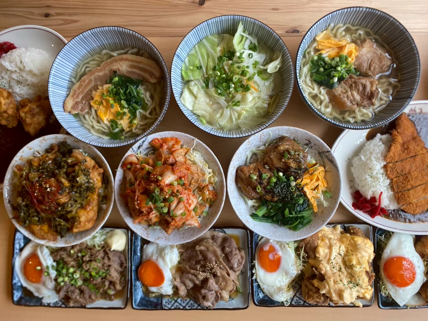 昼の食堂