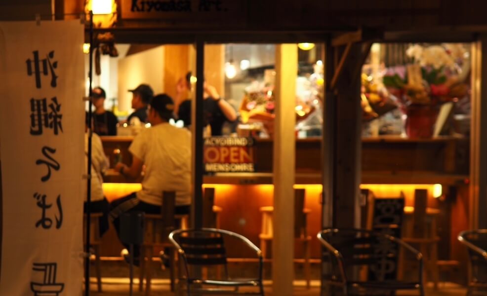 セルフ飲み放題が1H1,000円!