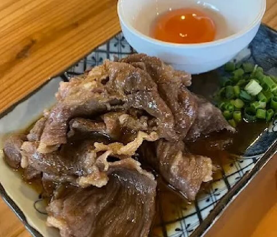 夜の大衆居酒屋